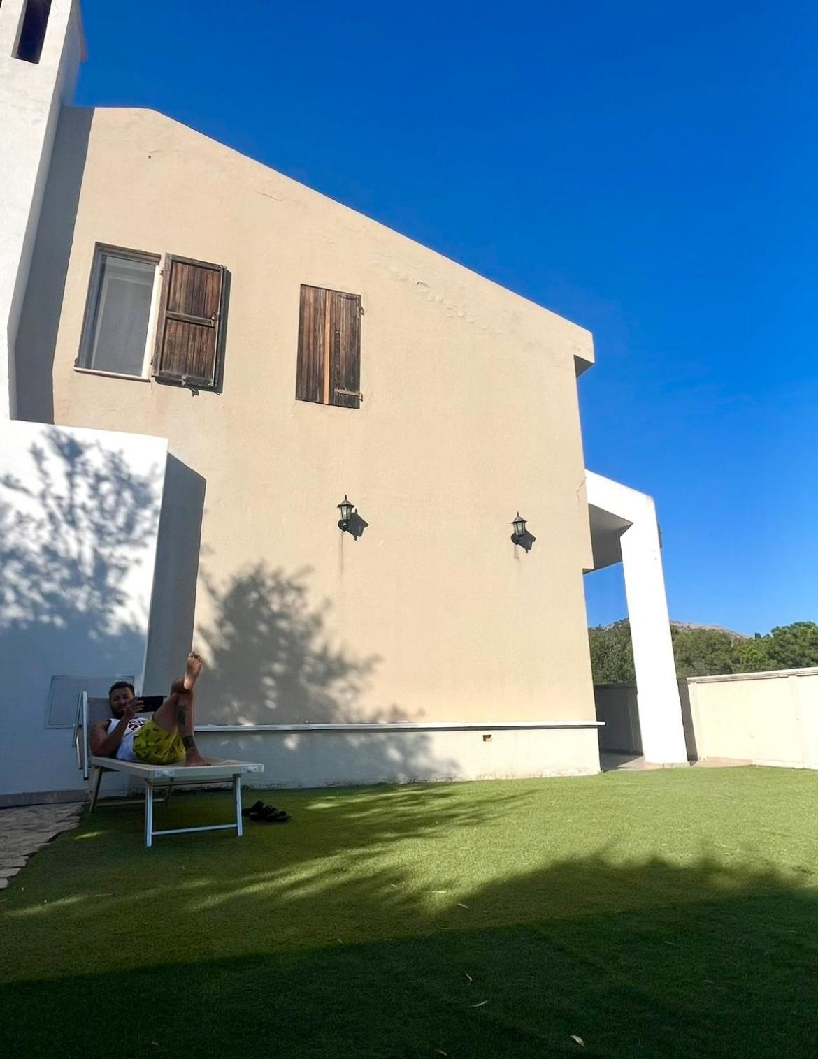 Villa Vittoria Solanas  Zewnętrze zdjęcie